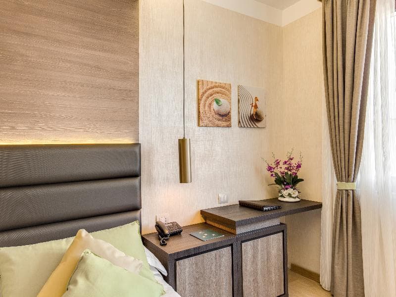 Warmth Hotel (Ex-Eur Suite) 5