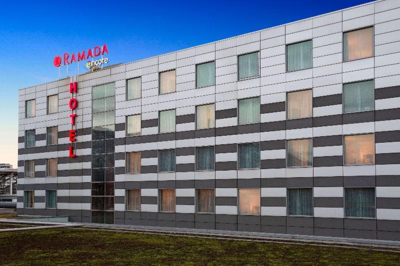 Ramada Encore Geneva 2