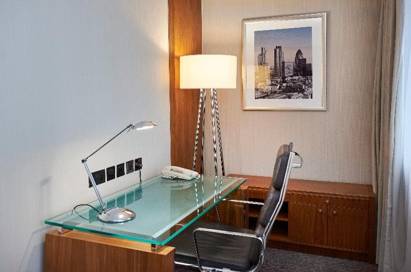 Crowne Plaza London - Ealing 5