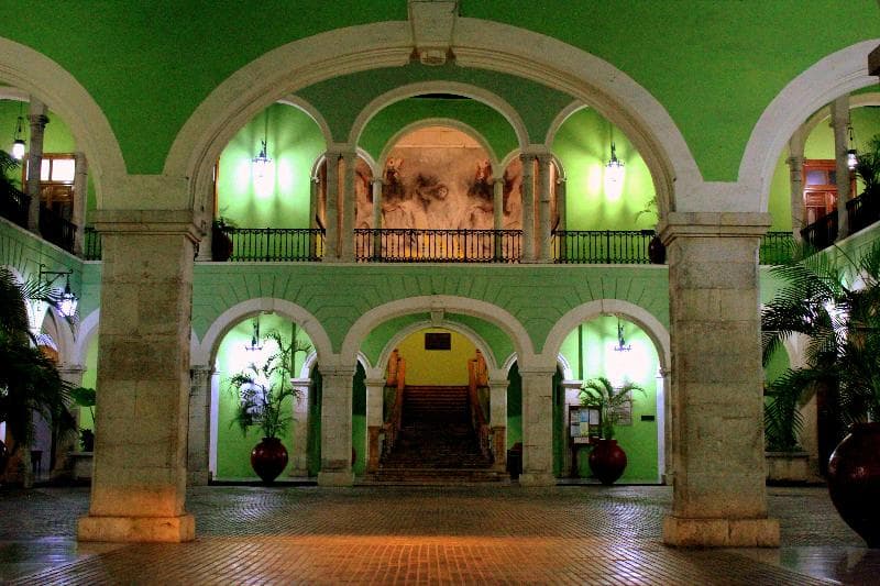 Holiday Inn Merida photo 1