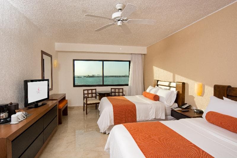 Flamingo Cancun Resort 5