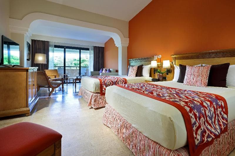 Grand Palladium Colonial Resort And Spa 4
