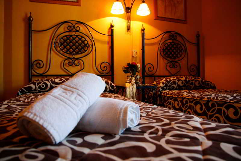 Hotel Tayko Sevilla 5