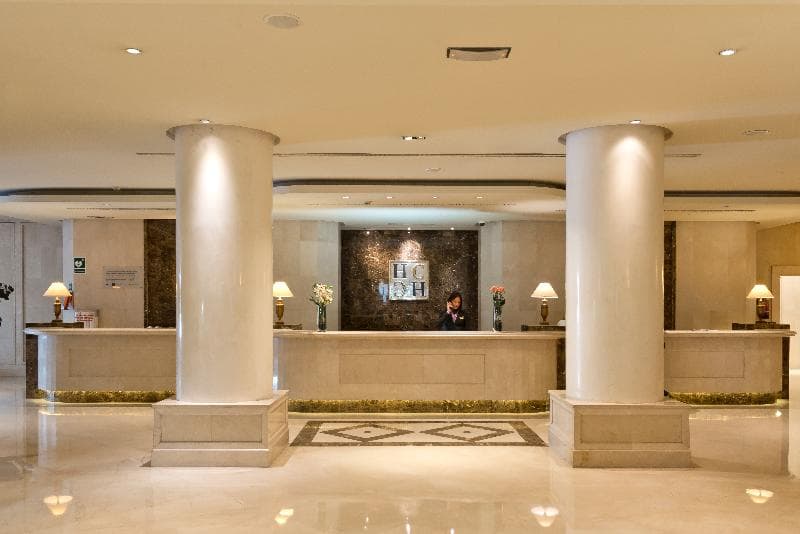 Hotel Sevilla Center 5