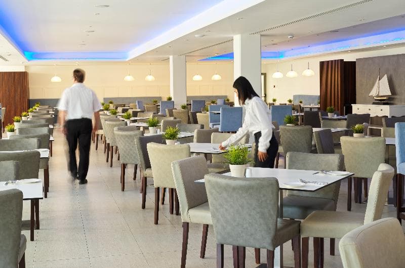 St. George Beach Hotel & Spa Resort - Adults Only 3