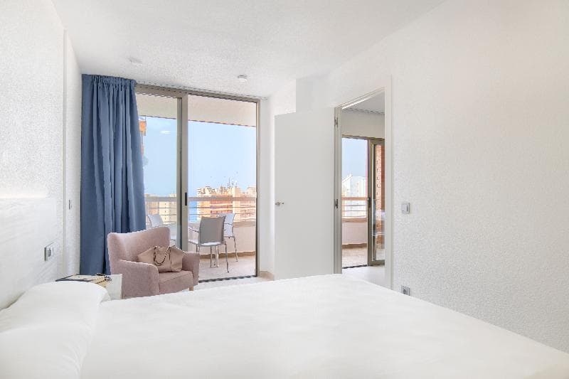 Aparthotel Bcl Levante Lux 3