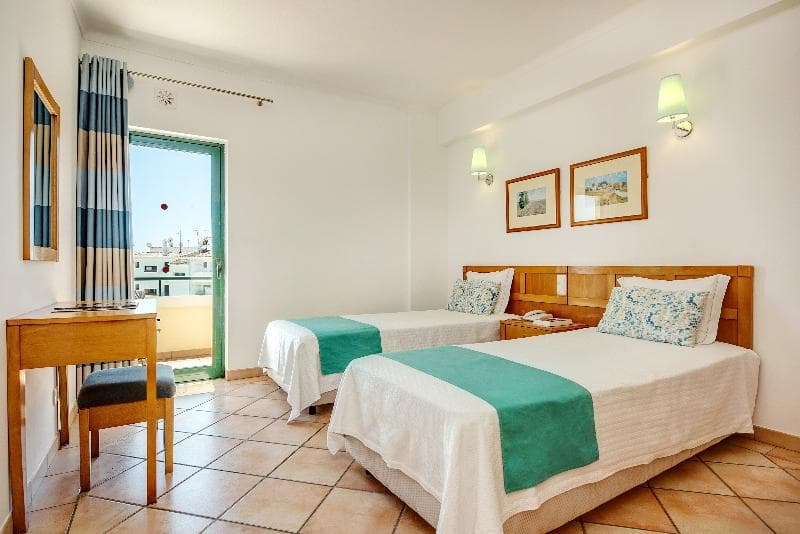 Oceanus Aparthotel 5