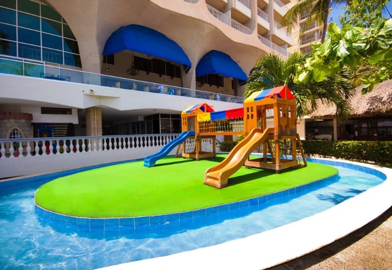 Krystal Beach Acapulco 5