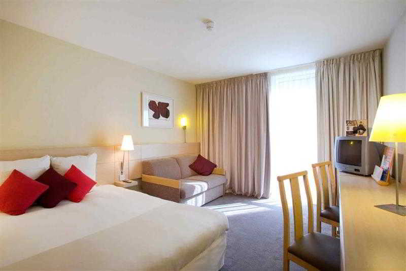 Novotel Nottingham Derby 3