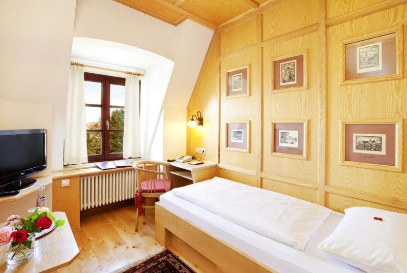 Hotel Hirsch 5