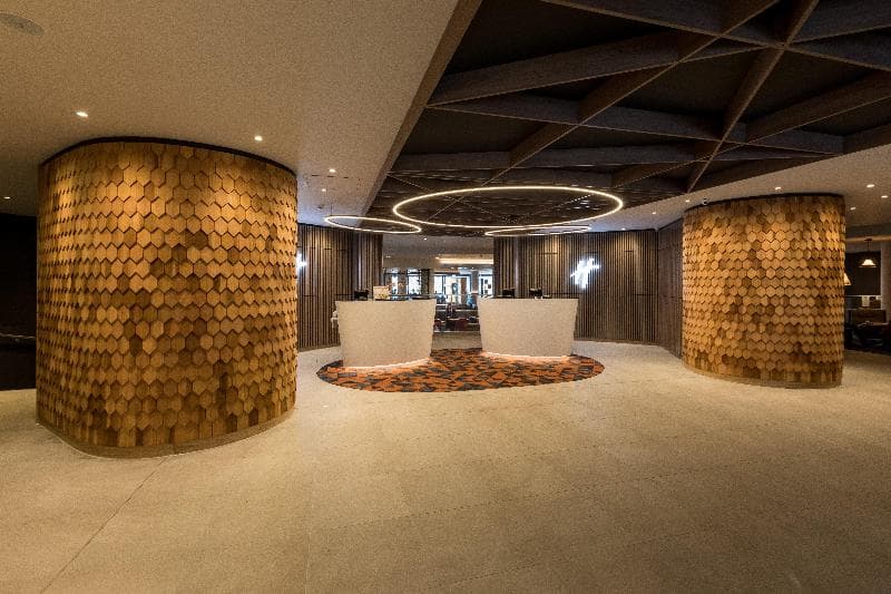 Holiday Inn Edinburgh 3