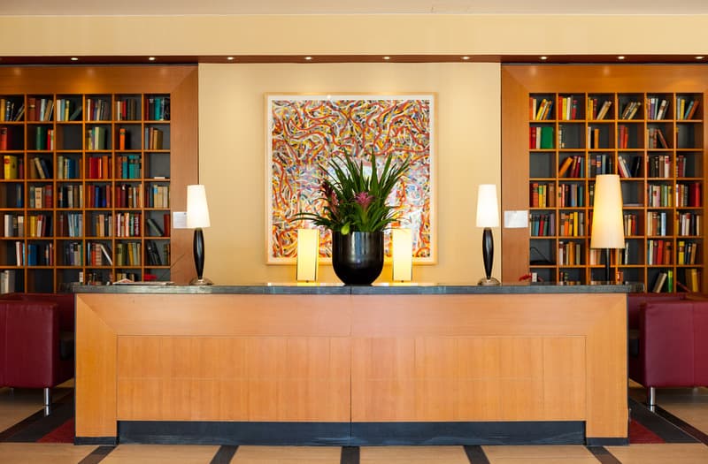 Plaza Premium Köln 3