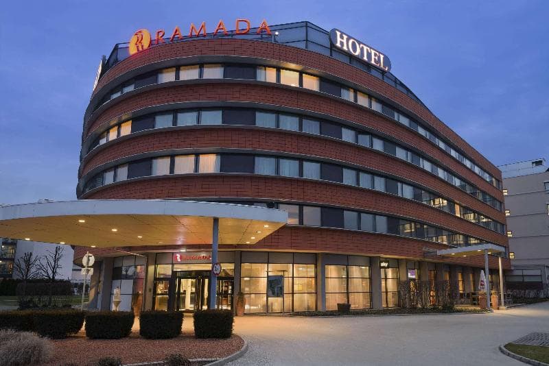 Ramada By Wyndham Graz 2