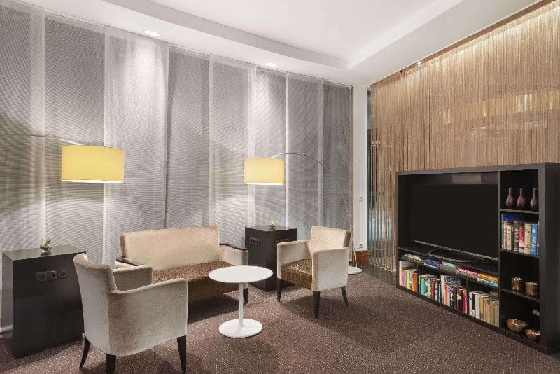 Ramada By Wyndham Graz 4