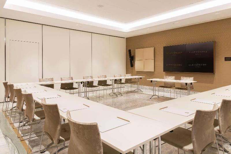 Aleph Rome Hotel, Curio Collection by Hilton 4