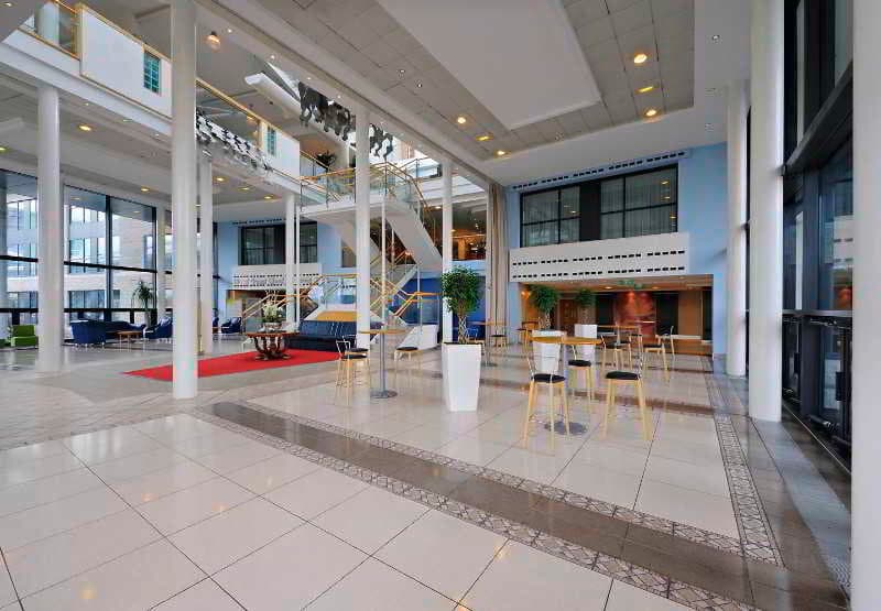 Radisson Blu Manchester Airport 4