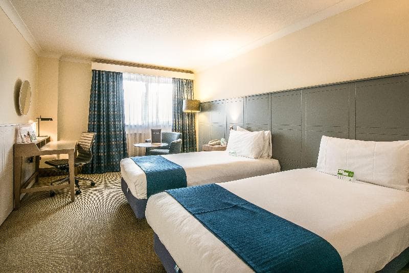 Holiday Inn Cambridge 5
