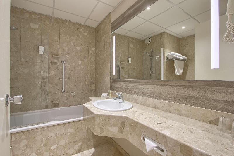 Best Western Plus Paris Orly Airport 3