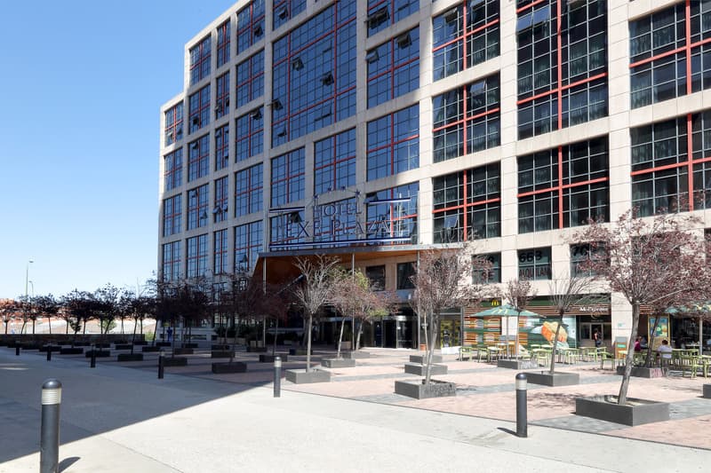 Exe Plaza 2