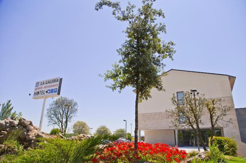 Hotel Hq La Galeria photo 1
