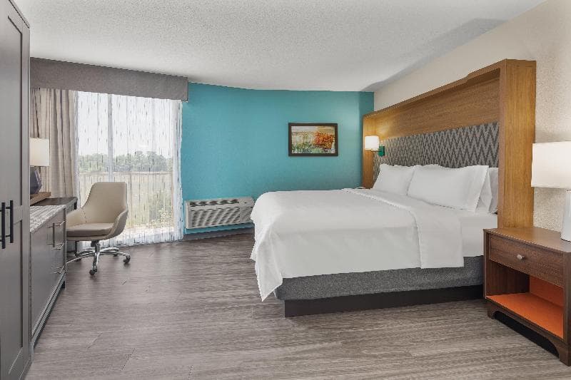 Holiday Inn Charleston - Riverview 4