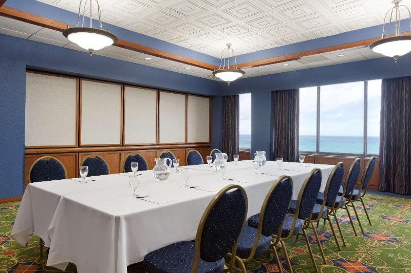 DoubleTree by Hilton Corpus Christi Beachfront photo 1