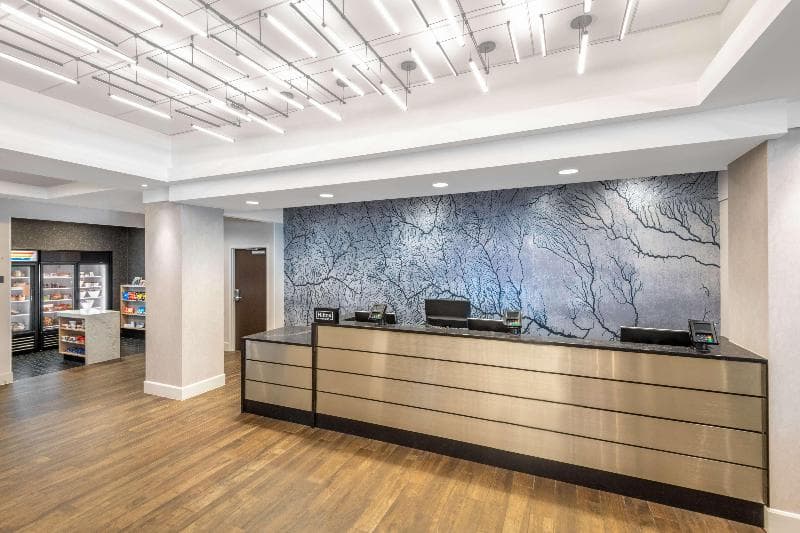 DoubleTree by Hilton Denver Cherry Creek 5