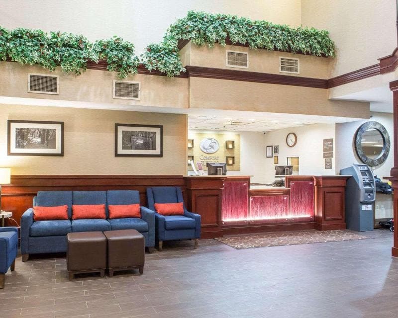 Comfort Suites 3