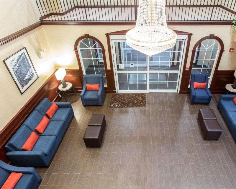 Comfort Suites 5
