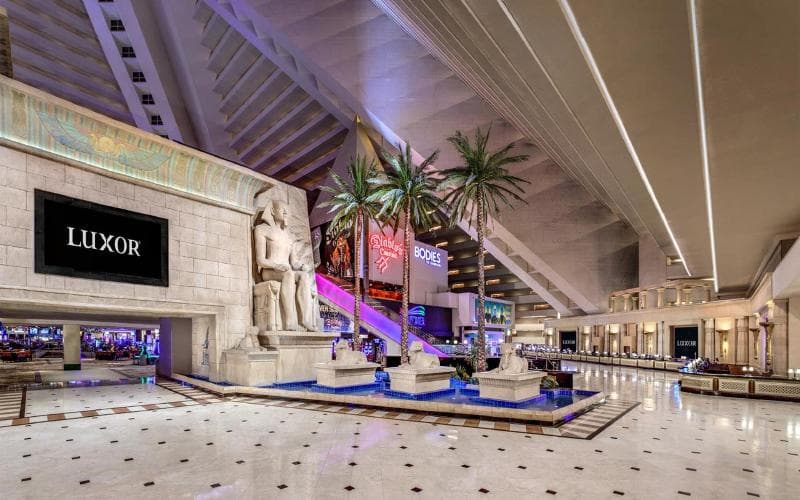 Luxor Hotel & Casino 3