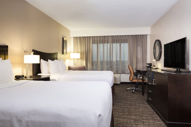 Crowne Plaza Memphis Downtown 3