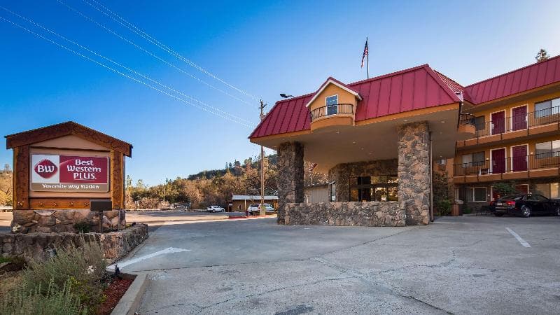 Best Western Plus Yosemite Way Station Motel 4