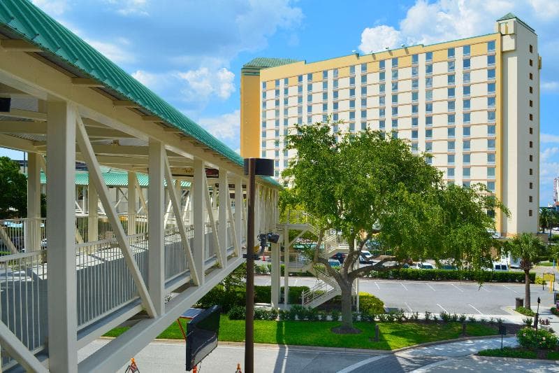 Rosen Plaza Hotel 4