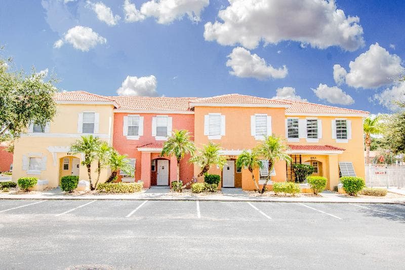 Berkley Lake Townhomes 2