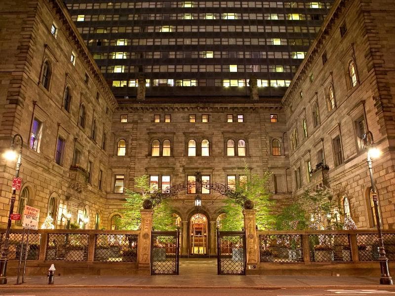 Lotte New York Palace 3