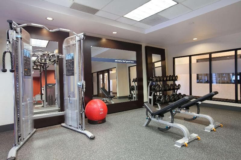 Hampton Inn & Suites Anaheim Garden Grove 2
