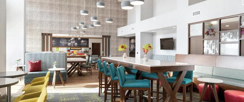 Hampton Inn & Suites Cathedral City 3