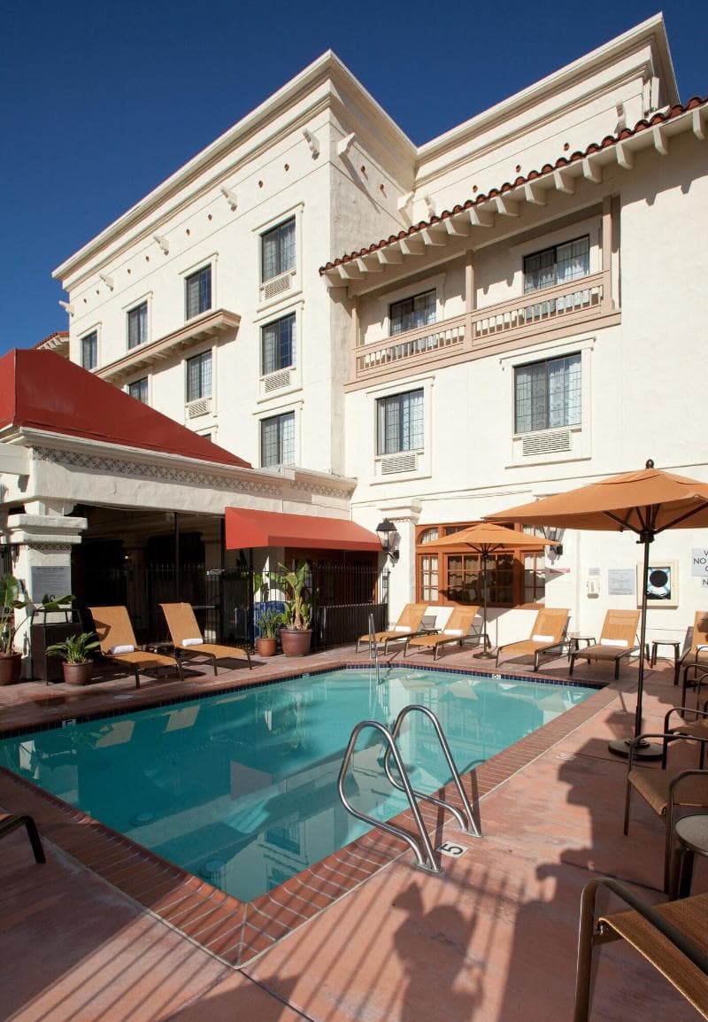 Courtyard Old Town 1