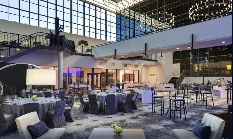 Sheraton Bloomington Hotel 4