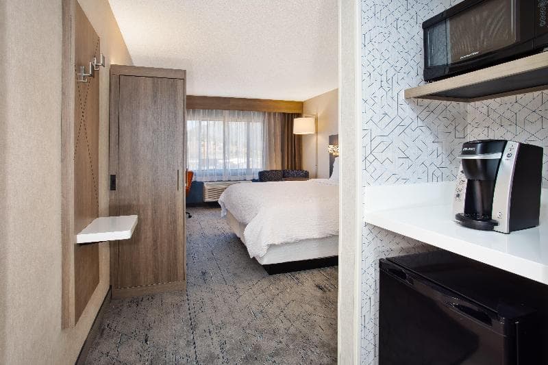 Holiday Inn Express Flagstaff 3