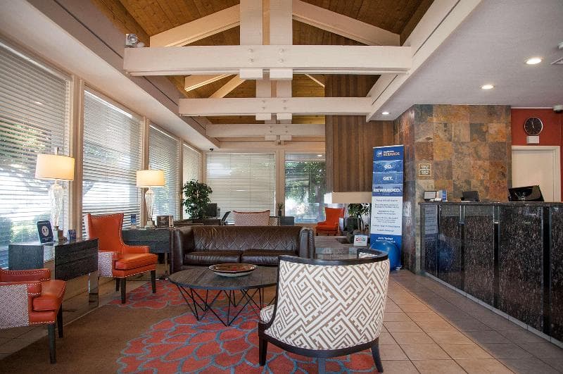 Best Western Village Inn 4