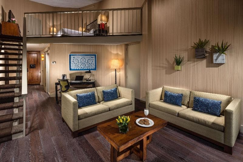 Hotel Maya - a DoubleTree by Hilton photo 1