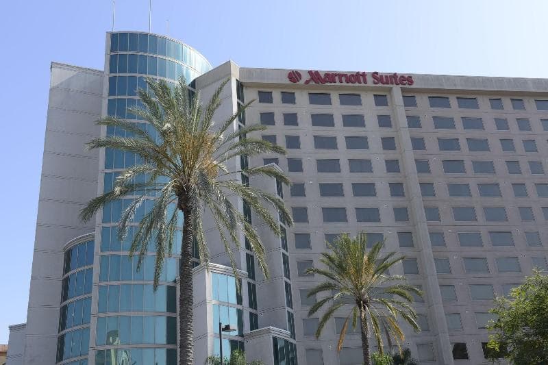 Anaheim Marriott Suites 3