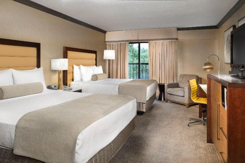 Crowne Plaza Resort Asheville 3