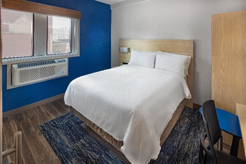 Holiday Inn Express & Suites Atlanta Downtown photo 1