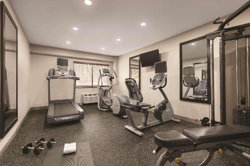 Country Inn & Suites by Radisson, Williamsburg Eas 2