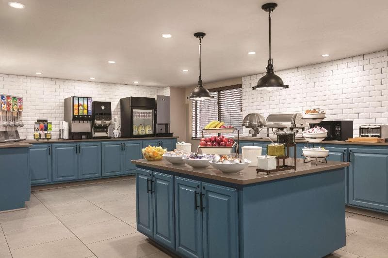 Country Inn & Suites by Radisson, Williamsburg Eas 3