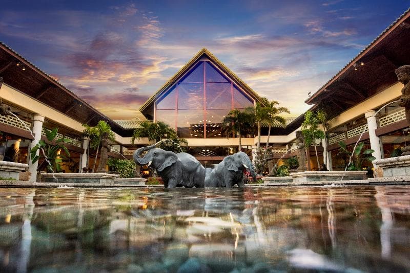Loews Royal Pacific Resort 2