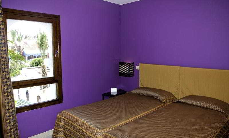 Hotel El Pueblo Tamlelt 4