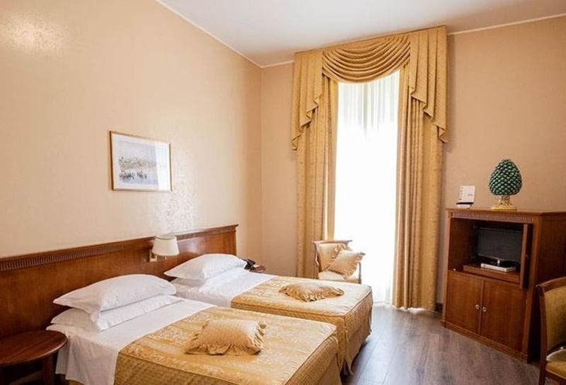 Excelsior Palace Hotel 3